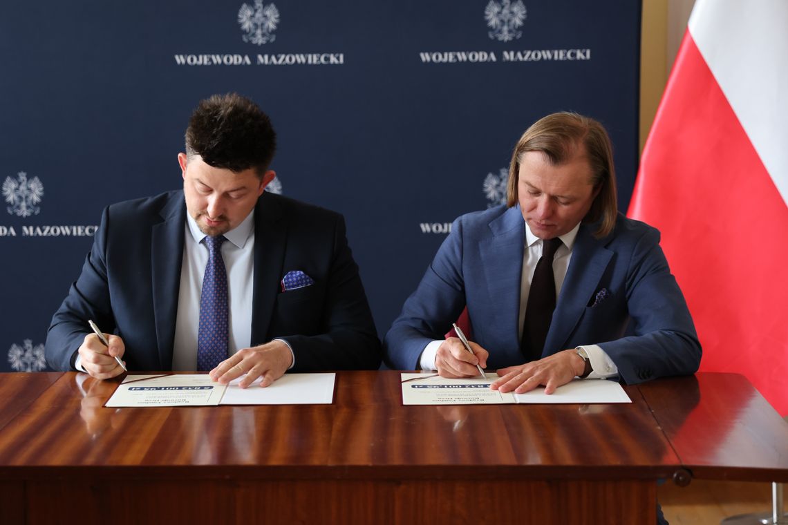 Umowa na rozbudowę drogi powiatowej w gminie Czerwińsk nad Wisłą podpisana