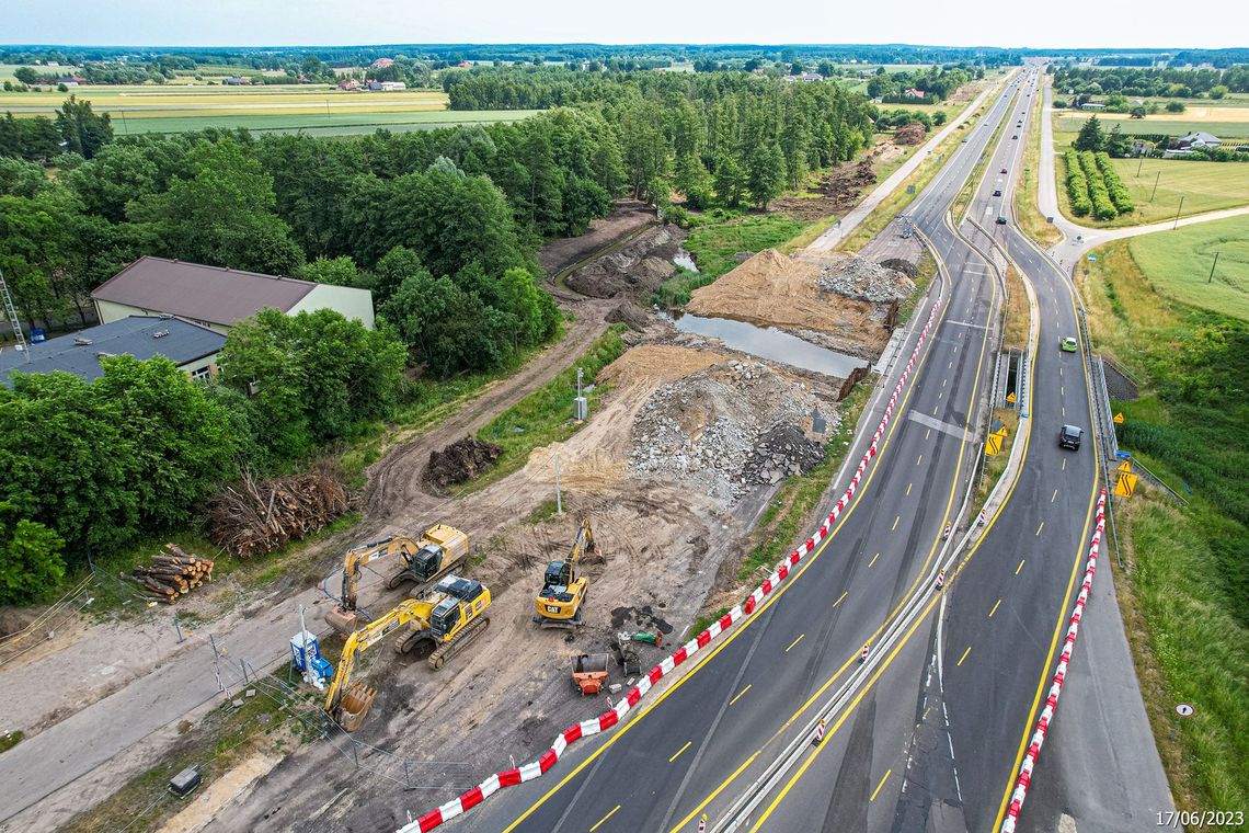 Uruchomiono nowe tymczasowe drogi na S7. Za kilka dni kolejne zmiany na trasie Płońsk-Czosnów