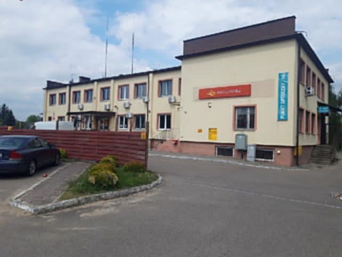 Urzędnicy w strażnicy. Remont Urzędu Gminy w Dzierzążni