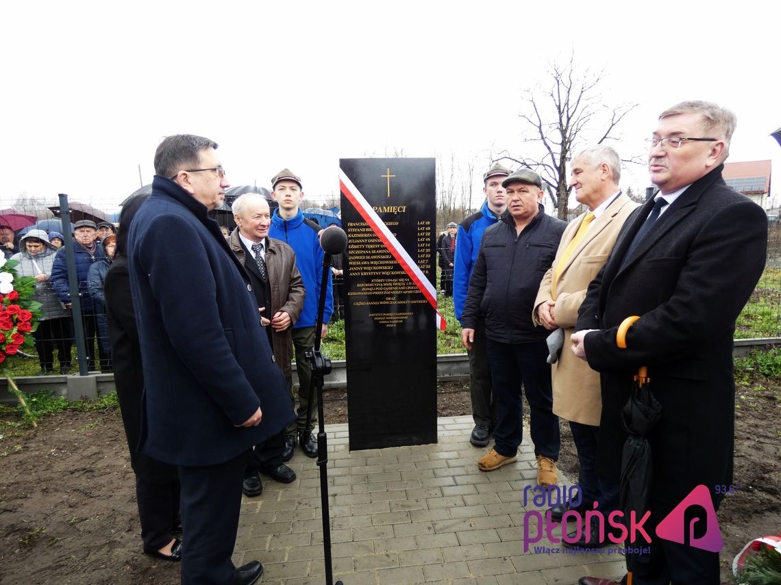 W Nasielsku uczczono pamięć zabitych przez Sowietów. 78 lat temu czołg rozjechał mieszkańców, którzy szli na rezurekcję