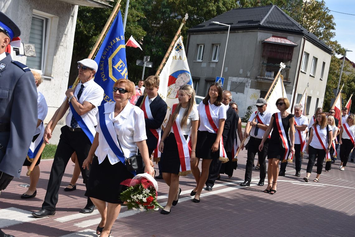 W Płońsku i Arcelinie oddali hołd bohaterom z 1920 roku