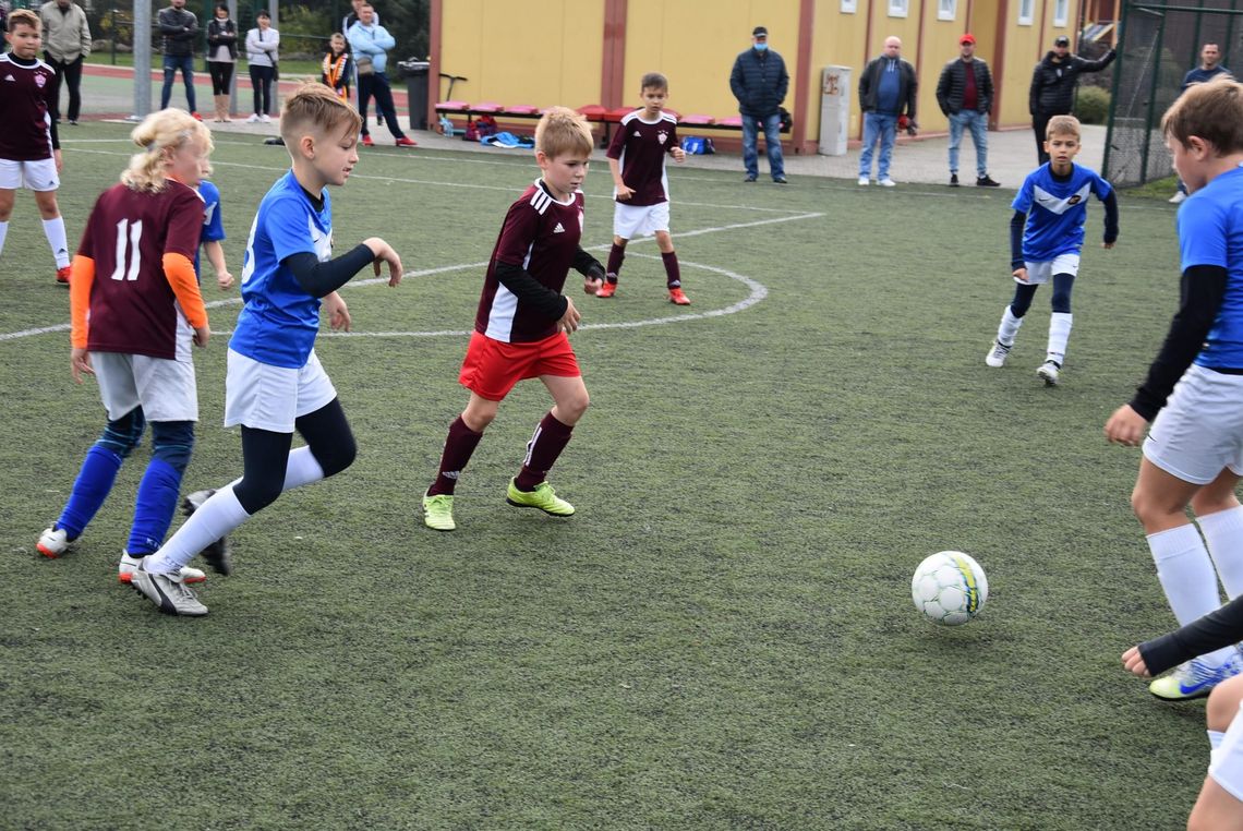 W spotkaniu derbowym górą Football School Płońsk