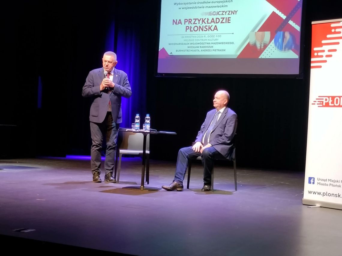 Wykład UTW o środkach unijnych z udziałem posła i wicemarszałka