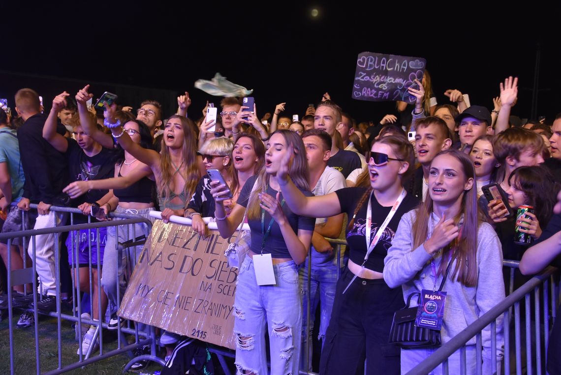 Zakończenie wakacji w rytmie rap. W Płońsku wystąpił Blacha