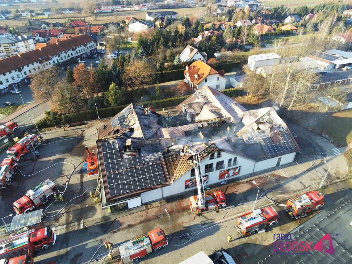 Zatrzymano podejrzanego o podpalenie Biedronki. Mężczyzna był zamknięty w przydomowej przybudówce i udawał, że go…nie ma