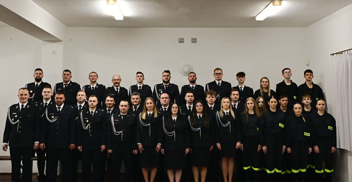 Zbiórka na sztandar dla OSP Kownaty z okazji 40-lecia jednostki