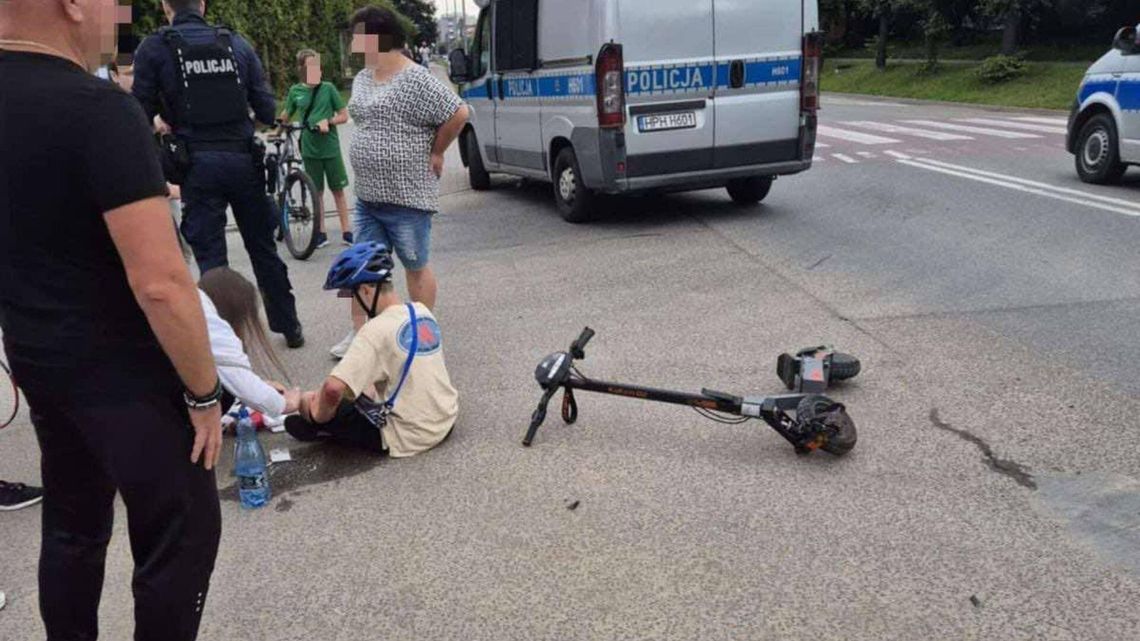 Zderzenie seata z hulajnogą w Płońsku. Na szczęście bez poważnych obrażeń