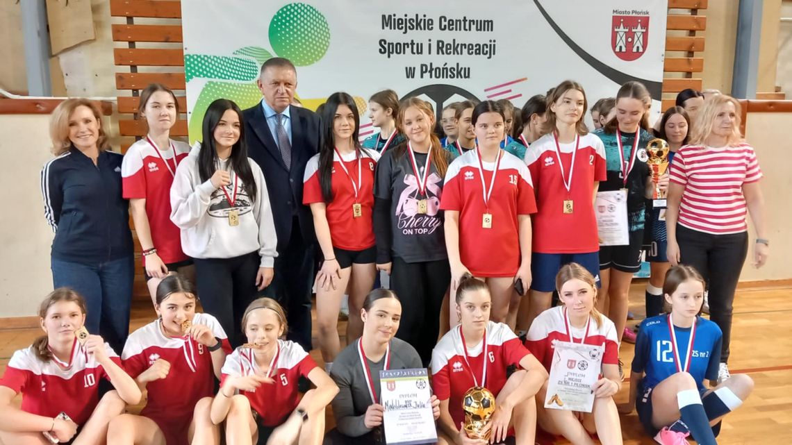 Zespół Szkół nr 1 piłkarskim mistrzem Płońska