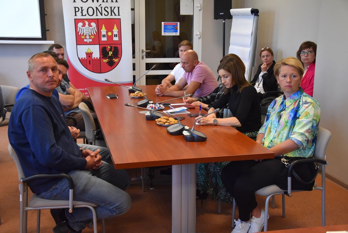 Znikoma liczba cudzoziemców na polach. Czy uda się zebrać wszystkie owoce? Znikoma liczba cudzoziemców na polach. Czy uda się zebrać wszystkie owoce?