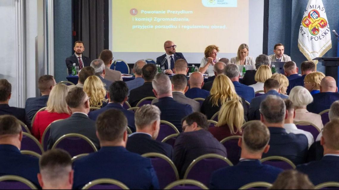 Związek Miast Polski o zniesieniu dwukadencyjności w samorządach