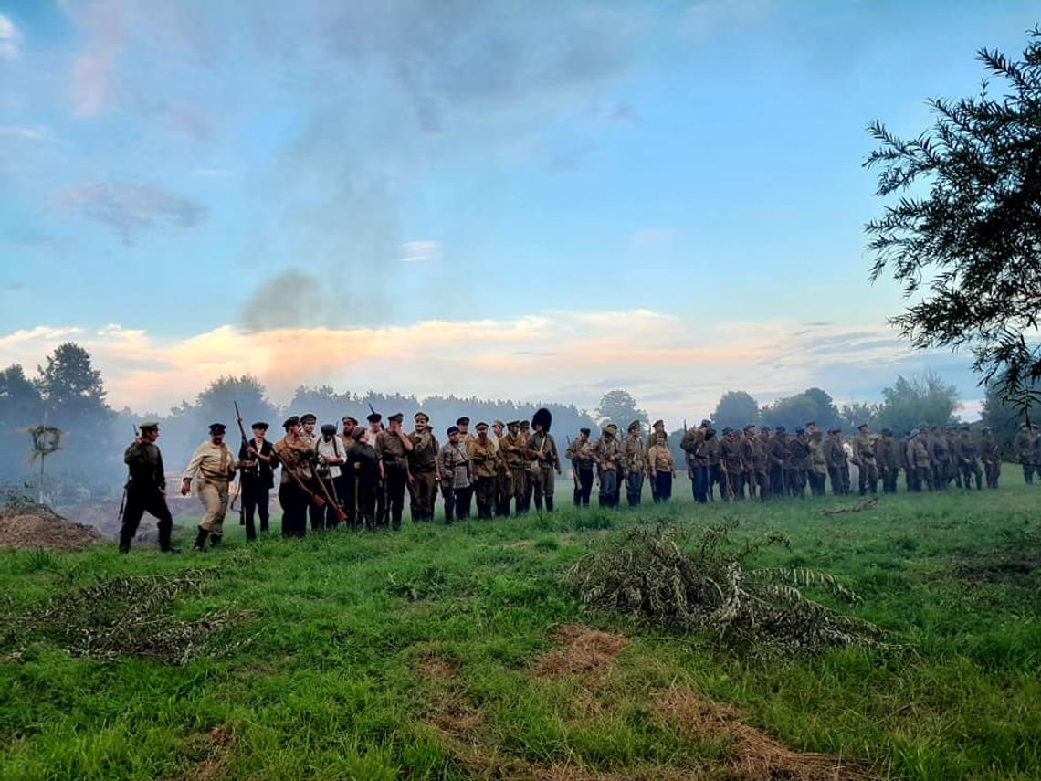 Żywa lekcja historii nad Wkrą. Wojsko, rekonstruktorzy i widzowie znów spotkali się w Borkowie k. Nasielska