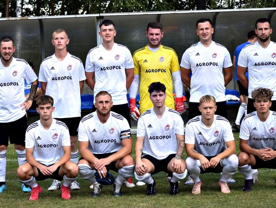 Korona Karolinowo - Żbik II Nasielsk