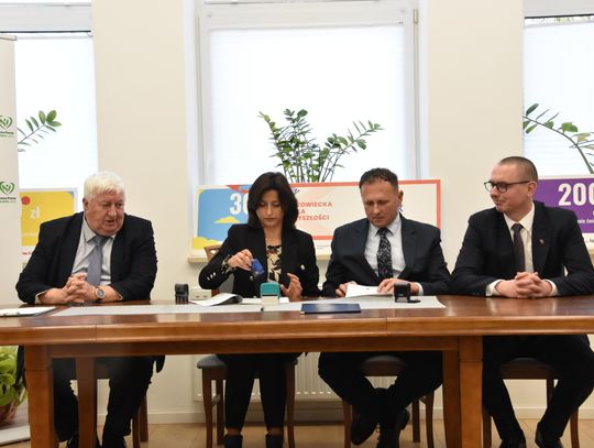 Umowa na przebudowę Szkoły Podstawowej w Siedlinie