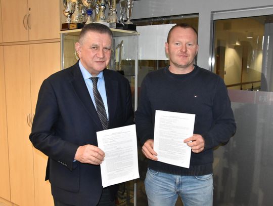 Umowa podpisana. Powstanie wybieg dla psów w Płońsku