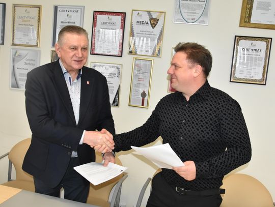 Podpisanie umowy na rewitalizację Parku Konstytucji 3 Maja w Płońsku