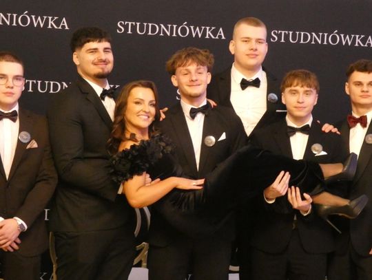 Studniówka Zespołu Szkół nr 2 w Płońsku - część 2