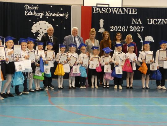 Ślubowanie klas pierwszych SP Lisewo